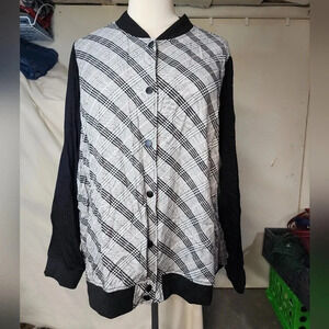 NWT TORRID PLAID TWILL BOMBER JACKET PLUS SIZE 5 (5X)